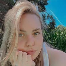 Anna Møller (moellerannalena)