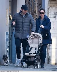 Browse 2,250 christine lampard stock photos and images available, or start a new search to explore more stock photos and images. Pregnant Christine Lampard Enjoys A Family Stroll With Husband Frank And Daughter Patricia 2 Aktuelle Boulevard Nachrichten Und Fotogalerien Zu Stars Sternchen