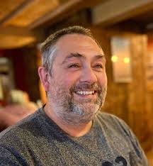 Hi all thanks for the add . May I ask what fuel do you use Regular or super  fuel ?. Duse it make any difference ? Thanks Ian