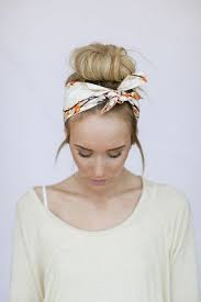 Contrairement aux autres styles, les plis ne fonctionneront pas à cette occasion. 15 Idees De Coiffure Avec Un Bandana