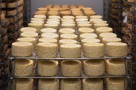Informatii nutritionale pentru o portie de 100g: Cate Calorii Are Branza De VacÄ De La Telemea La Camembert Èi Brie