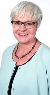 ENDLICH STAATSBÜRGERIN!