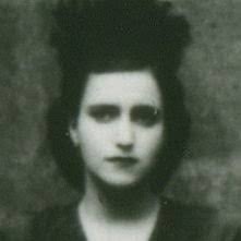 Carolina Gorospe's Instagram, Twitter & Facebook