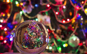 Dezember, also am abend vor christi geburt, gefeiert. Top 5 Deutsche Weihnachtstraditionen Die Du Mit Deiner Gastfamilie Teilen Solltest Weltneugier