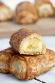 Peanut Butter Banana Egg Rolls The Freaking Best Snack For Egg Roll Lovers Recipe In 2020 Peanut Butter Banana Banana And Egg Snacks