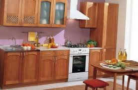 تصميم مطبخ جاهز 9 مربعات تخطيط الزاوية مع شبه جزيرة بعض الطرق البسيطة لتوفير المساحة ودفع حدود المطبخ الصغير