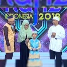 Apr 27, 2020 · assalamu'alaikum, sahabat qurani. Ayah Wahib Hafiz Indonesia Akui Anaknya Adalah Guru Untuk Dirinya