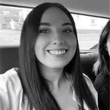 Melissa Mcnab's Instagram, Twitter & Facebook