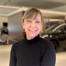 It is with great pleasure that I announce the promotion of Edgar  Buenconsejo to Service Manager at Jaguar Land Rover Mount Kisco! Edgar has  been a cornerstone of Jaguar Land Rover White