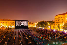 How to use tiff in a sentence. Romania S Tiff Festival Gathers Public Of 45 000 To Its Outdoor Screenings Romania Insider