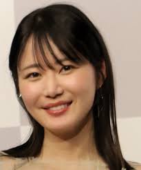 １級建築士合格の人気女性ユーチューバーが告白、グラビア引退の理由「限界露出を求められ…」