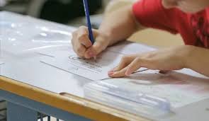 Ilk defa 2019'da oluşturduğu ve öğrencilerin tercihlerinde rehberlik etmesi amacıyla hazırladığı yüzdelik dilimlerine göre tercih robotunu güncelledi. Lgs Tercih Kilavuzu Yayimlandi Egitim Haberleri