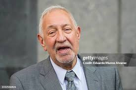 999 Mark Combs Stock Photos, High-Res Pictures, and Images