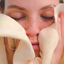 Elda White's Instagram, Twitter & Facebook