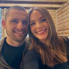 What are some Taylor Swift inspired room ideas?