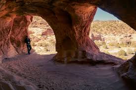 How to Visit the Kanab Sand Caves, Utah
