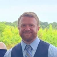 700+ profilů „Brayman“