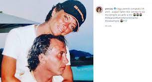 La comica ed imitatrice viene chiamata in postazione di nomination per un momento davvero un dolore enorme quello vissuto da valentina persia che si è trovata a dire addio al suo amato compagno salvo. Valentina Persia E Il Compagno Salvo Morto Prima Del Matrimonio Ignoto Il Padre Dei Suoi Figli