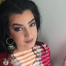 Candy Buck's Instagram, Twitter & Facebook