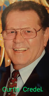 Sandra Lowell's Instagram, Twitter & Facebook