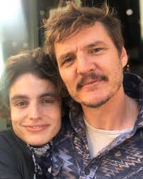 El pedro ha sido parte importante de esto. Pedro Pascal Celebra Transicion De Su Hermana Mi Corazon