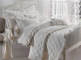 Yatak örtüleri, koltuk şalları, battaniyeler, nevresim takımları , pikeler. English Home 2014 Yatak Ortusu Modelleri Dekorstore C 2020