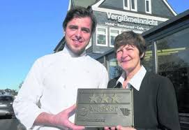 Hier können sie traumhafte wanderungen und skitouren genießen. Zella Mehlis Traditionsreiches Haus Punktete Region Insudthuringen