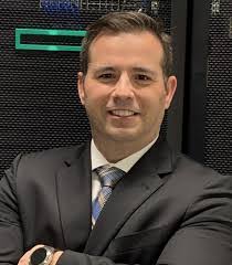 Derek Gomes's Instagram, Twitter & Facebook