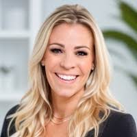 Nicole Regina's Instagram, Twitter & Facebook