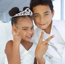 Beyonce's daughter Blue Ivy Carter and her cousin, Solange's son Julius  Knowles