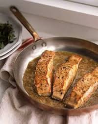 Salmon With Warm Passion Fruit Vinaigrette Vinaigrette Recipes Recipes Fruit Recipes