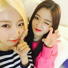 For DIA 유니스 #FLOWER4SEASONS (@HEOEUNICEAID)