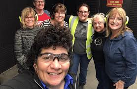 ⋆ A Girl and A Gun