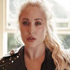 Hayley hasselhoff with her boyfriend, dominic charles farrell (source: Hayley Hasselhoff Birthday Real Name Age Weight Height Family Contact Details Boyfriend S Bio More Notednames