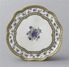 marie antoinette s sevres service de sevres a decor de perles et de barbeaux de marie antoinette porcelaine de sevres barbeau porcelaine