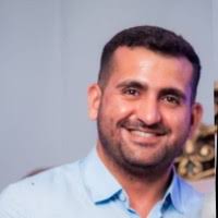 500+ perfis com “John John”