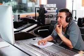 Sound Technician: What Is It? And How To Become One? | Ziprecruiter