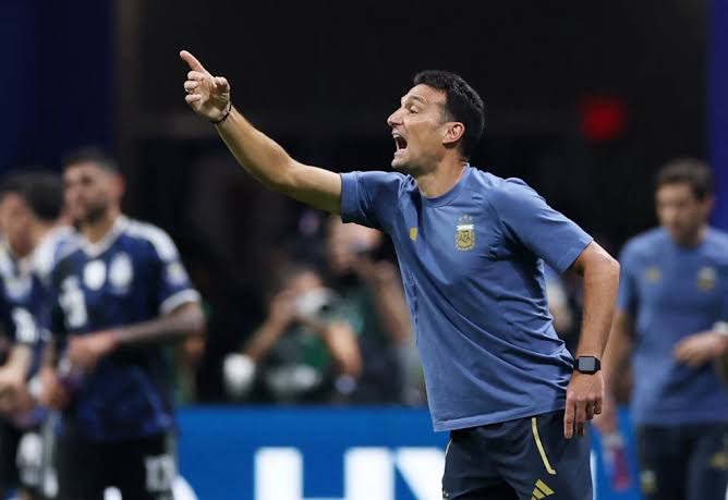 Scaloni: 'Argentina hay nhất khi bị dồn vào chân tường' - Báo VnExpress Thể thao