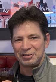 Robert Bodo's Instagram, Twitter & Facebook