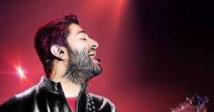 Lirik Lagu Hamari Adhuri Kahani Arijit Singh Concert Singh
