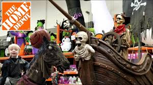 Fewer go all clark griswold and deck their halls with. Halloween Decorations At The Home Depot Outdoor Indoor Halloween Home Decor Halloween 2019 Youtube