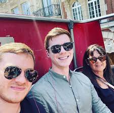 Bill Dapper (@billdapper) • Instagram photos and videos