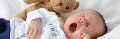 Ab wann habt ihr muskelmasse gesehen? Baby Entwicklung Im 2 Monat Sehen Horen Riechen