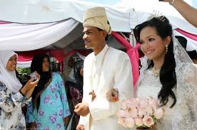 Maybe you would like to learn more about one of these? Gambar Lan Pet Pet Dan Ruby Kahwin Sensasi Selebriti