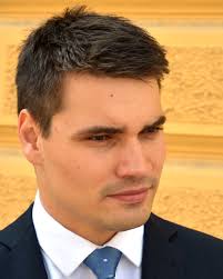Zajímá vás, jak probíhá příprava nových pořadů a jak to chodí v české televizi? Daniel Stach Wikipedie
