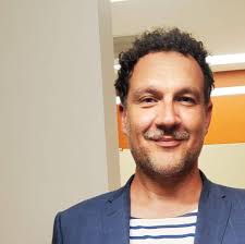 Communities and Convergences in Contemporary Literature