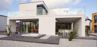 ein traum in weiss mit dem kubistischen terrassen hausentwurf im bauhaus stil zeigt okal wie gut eleg cores de casas modernas casas modernas estilos de casa