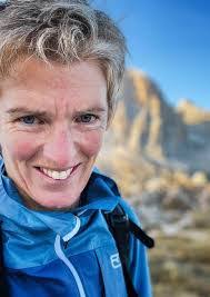 Barbara Stark's Instagram, Twitter & Facebook