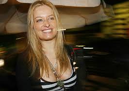 Maybe you would like to learn more about one of these? E Bom Porque Lembra Dessas Crianca Elas Cresceram