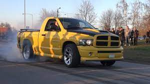 Het meest diverse gebruikte aanbod van belgië. Dodge Ram Rumble Bee Massive Burnouts Youtube